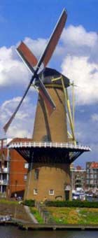 240_windmill_rotterdam.jpg